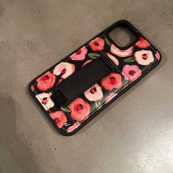Floral Black Phone Case - Picture 1 of 2